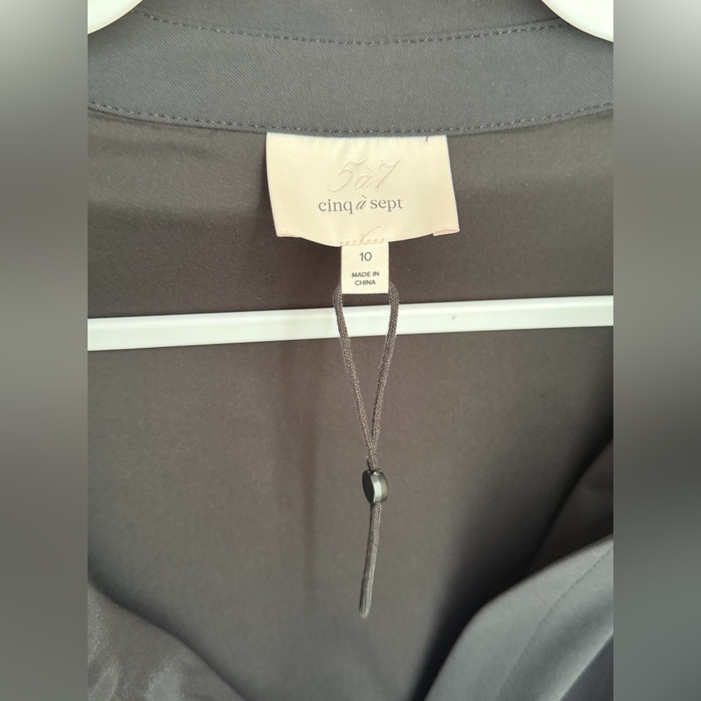 $365 Cinq à Sept Women's McKenna Dress Long Sleeve Collar V Neck Black 10 - Picture 10 of 12
